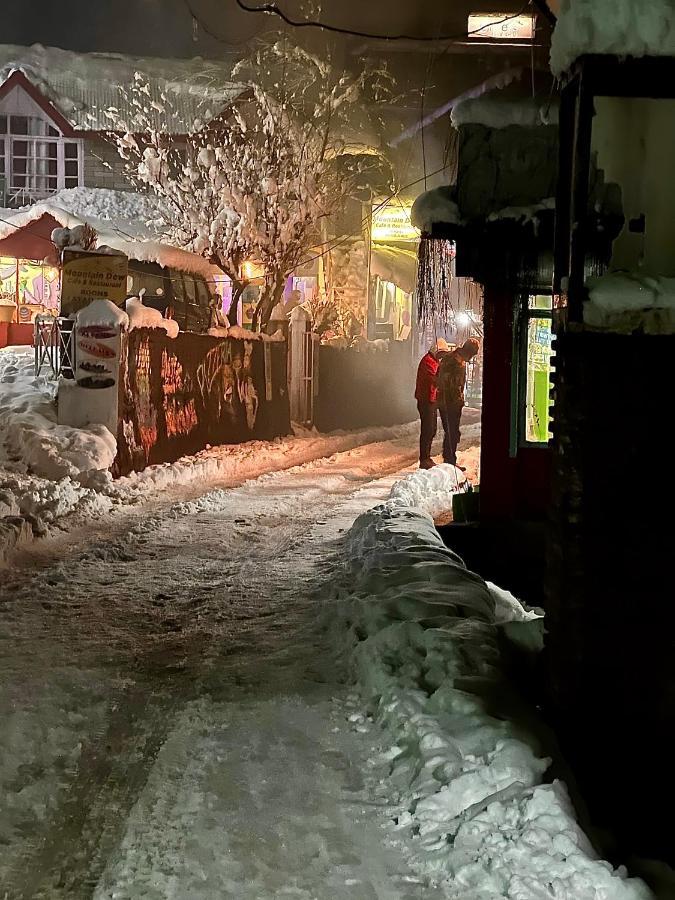 Yolo Backpackers - Manali 호스텔 외부 사진