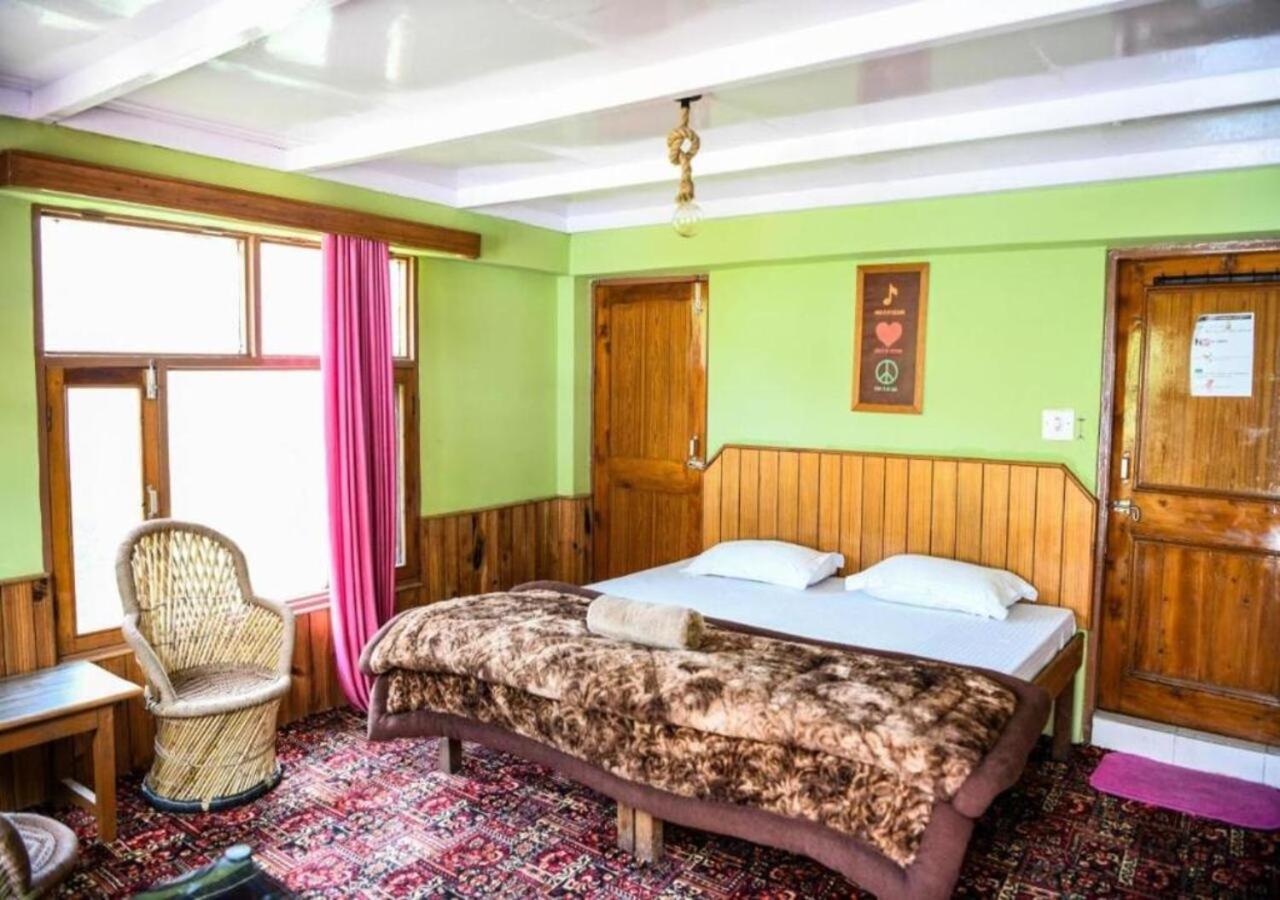 Yolo Backpackers - Manali 호스텔 외부 사진